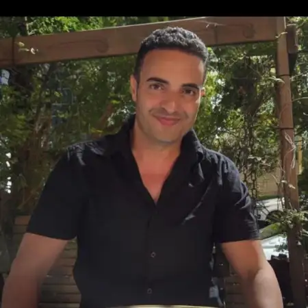 יונתן, 47רחובות 