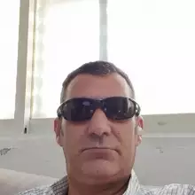 אבי, בן  47 חיפה