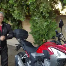 תמונה ירון 2 עוד תמונה בת כמה שנים